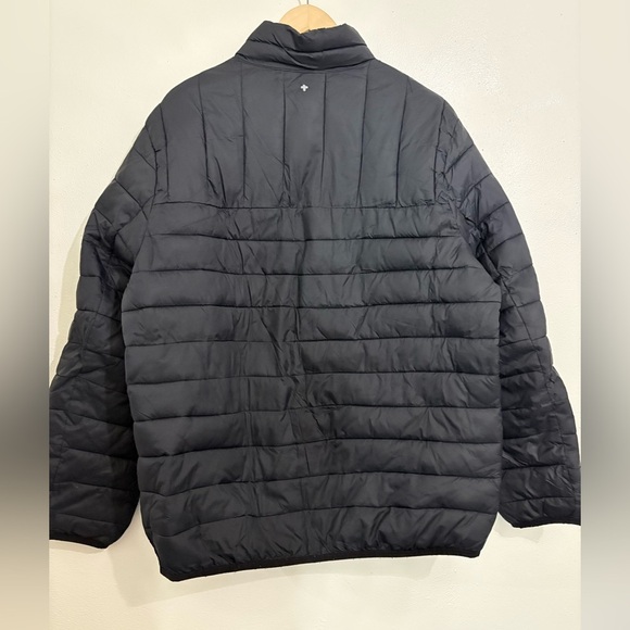 SOLD-Swiss Tech Performance Gear Men's L Puffer Jacket - Picture 2 of 6